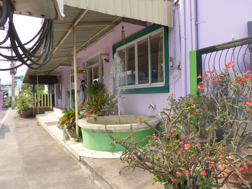 Silver Reef Hotel Udon Thani Exterior photo