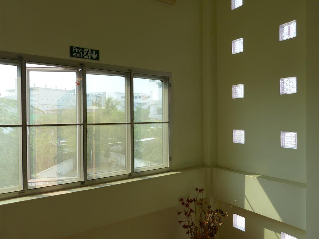 Silver Reef Hotel Udon Thani Exterior photo